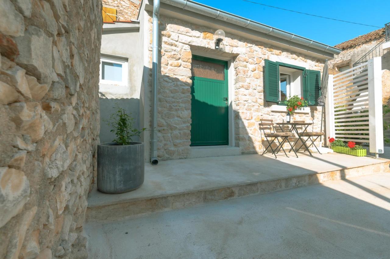 Small Stone House Luka Zadar Zewnętrze zdjęcie